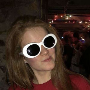 Meet your Posher, Lydia